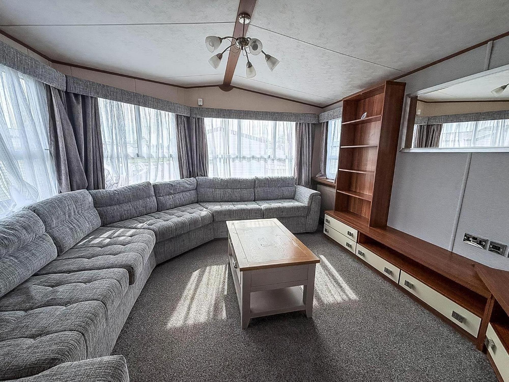 Lovely 8 Berth Caravan At Sunnydale In Lincolnshire Ref 35239S Louth  Exterior photo